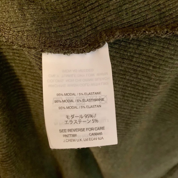 Madewell Ribbed Swingy Tee Dress in Forest Green - Picture 3 of 5